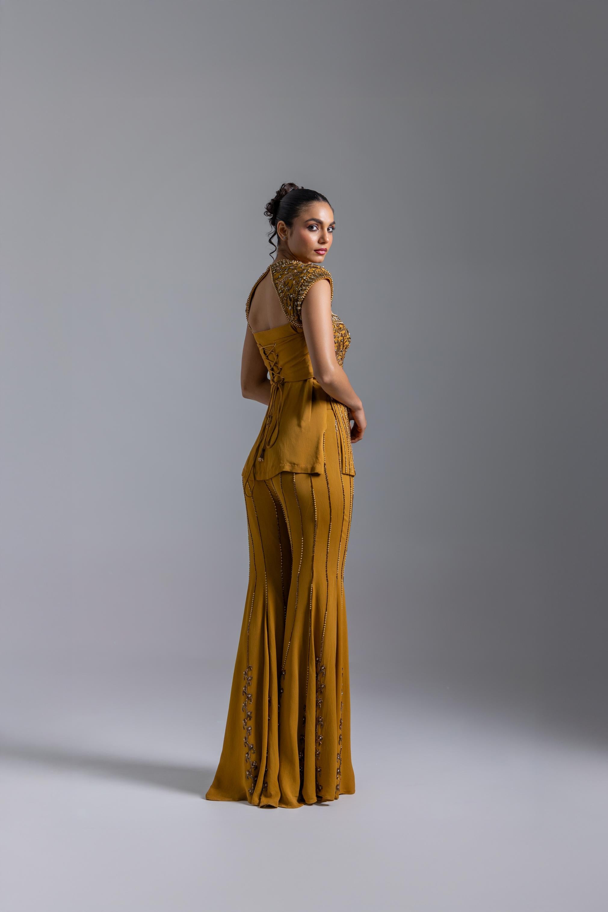 EXCLUSIVE Collection - LOOK 7 - Image 5
